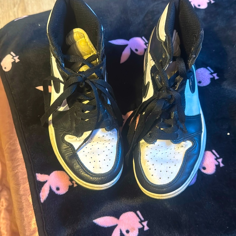 Jordan 1s Pandas